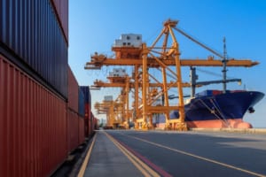 Gián đoạn chuỗi cung ứng do khó khăn trong khâu vận chuyển